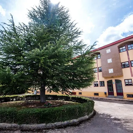 Residencia Hospital Del Rey Hostal